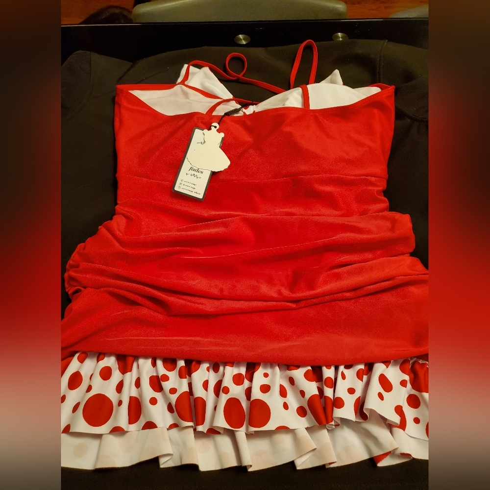 NWT red and white 2 piece retro swimsuit - Picture 3 of 6